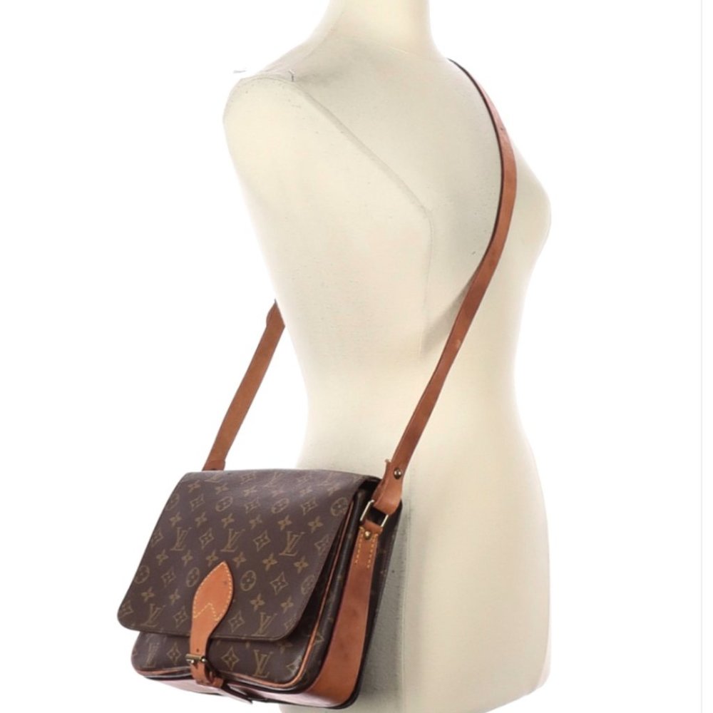 LOUIS VUITTON CROSSBODY BAG